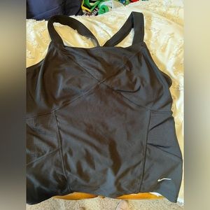 Nike dry fit running top
